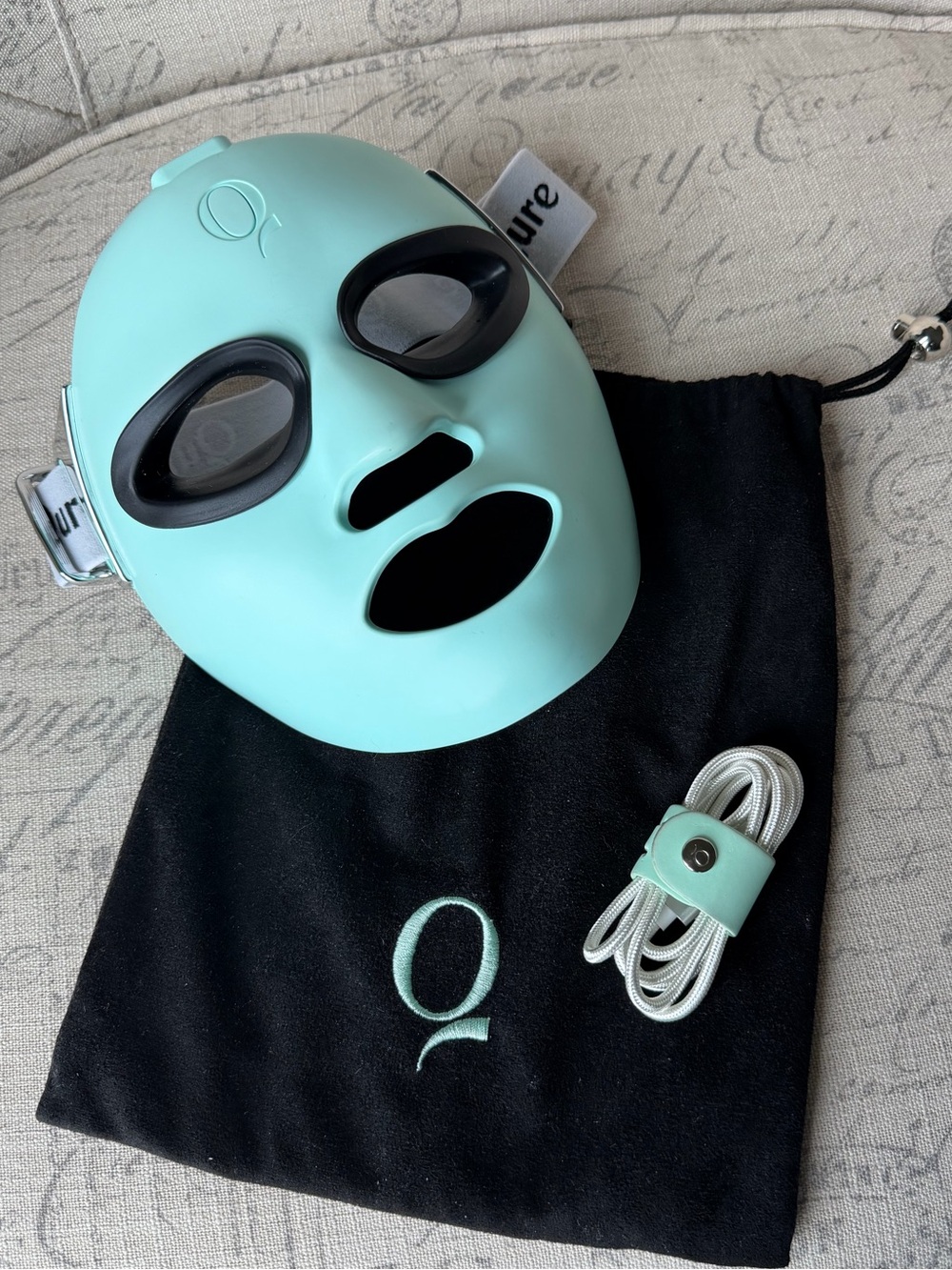 Qure LED Face Mask